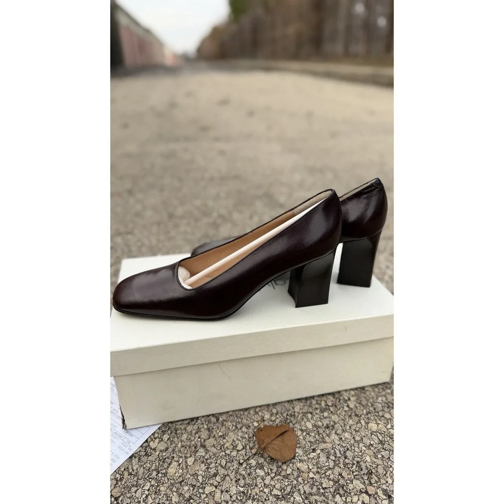 Calvin Klein Brown Leather Pumps Block Heel Square Toe Size‎ 5.5 B Italy